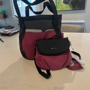 Brand new Sherpani crossbody and tote